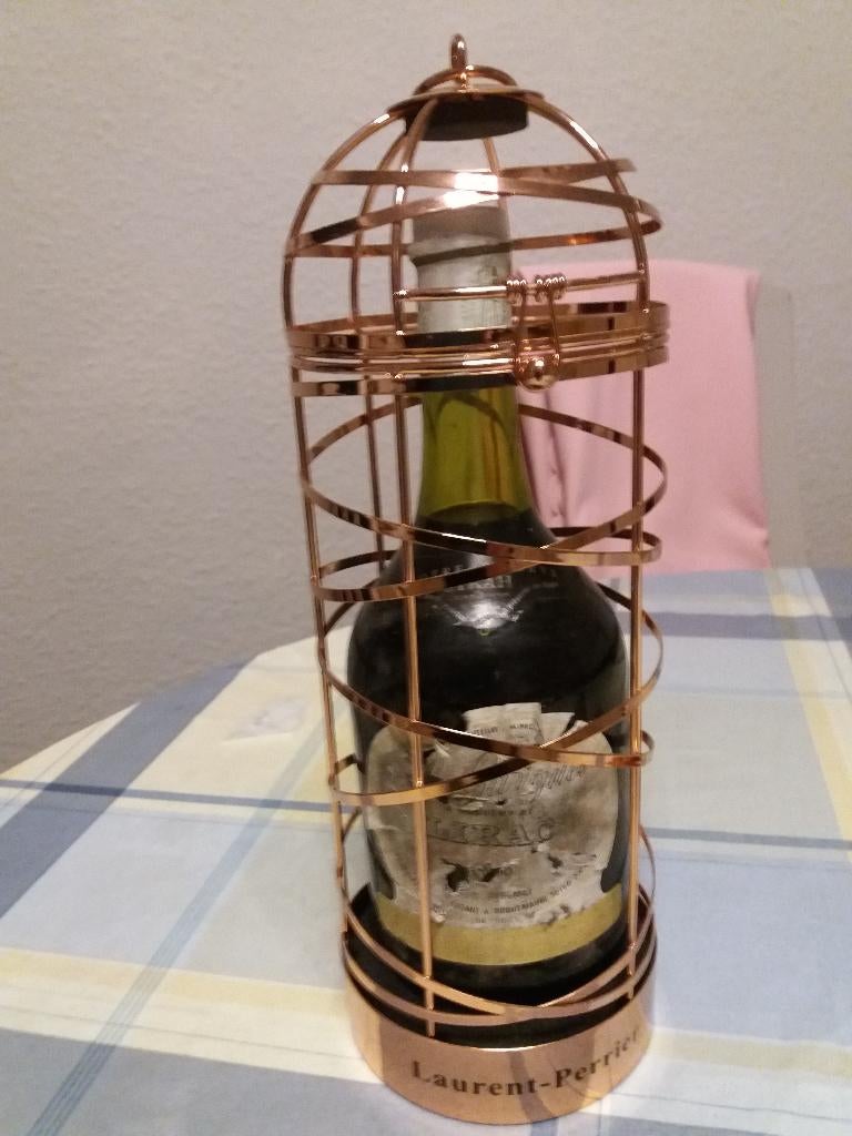 Laurent-Perrier vergulde wijnhouder met oude wijn, Ophalen of Verzenden, Zo goed als nieuw