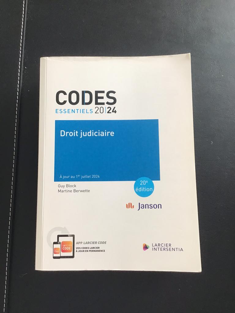 Code de droit judiciaire larcier, Livres, Enlèvement, Comme neuf
