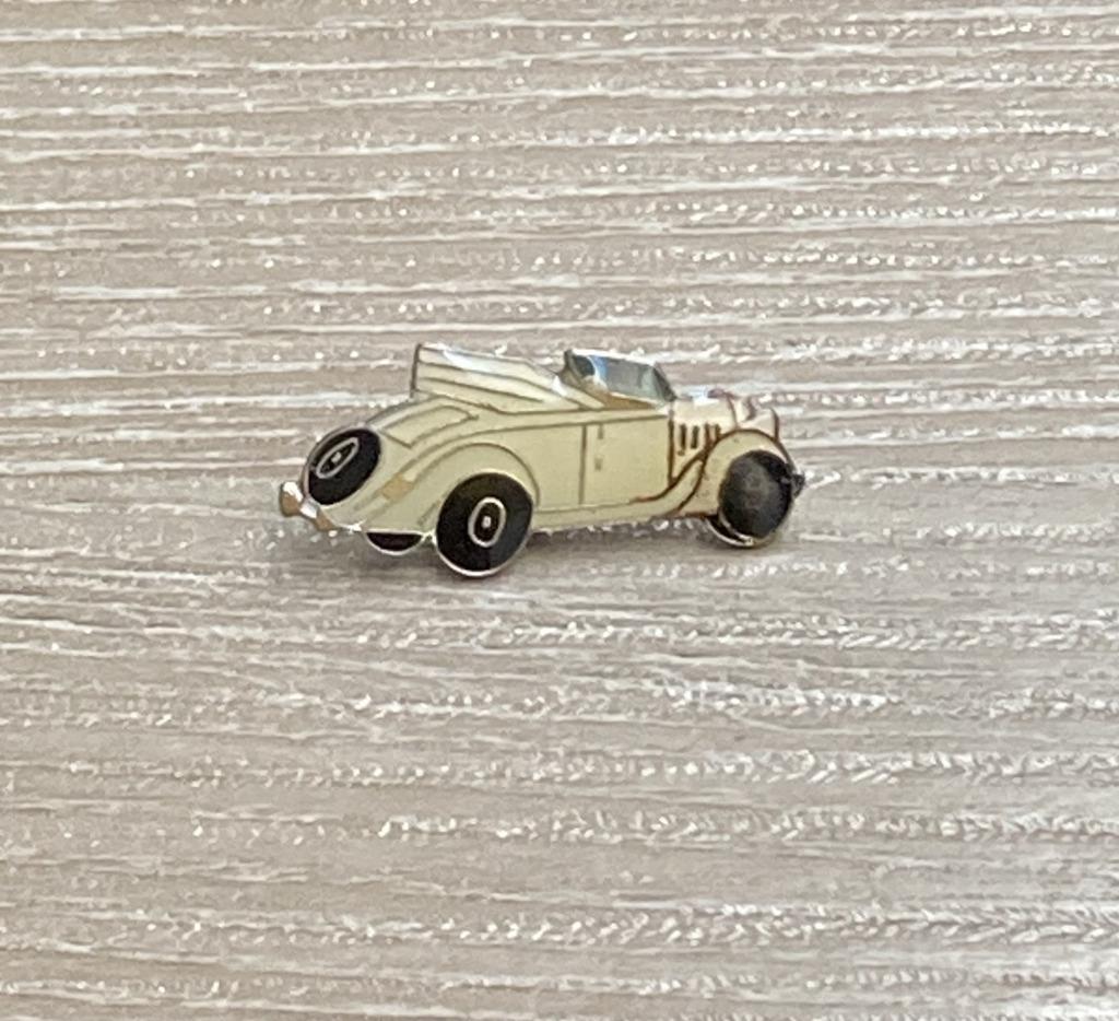 PIN - VOLKSWAGEN - KEVER - BEETLE - AUTO - VOITURE, Envoi, Utilisé, Transport, Insigne ou Pin's