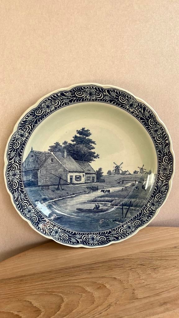 Assiette décorative bleue C.M. Delft., Antiquités & Art, Enlèvement