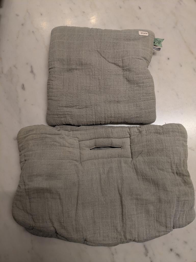 Trixie verkleinkussen voor eetstoel Bliss Olive, Kinderen en Baby's, Ophalen, Zo goed als nieuw, Meegroeistoel, Stoelverkleiner