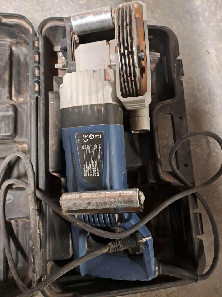 Sleuvenfrees/muurfrees HBM 2400 Watt, Ophalen