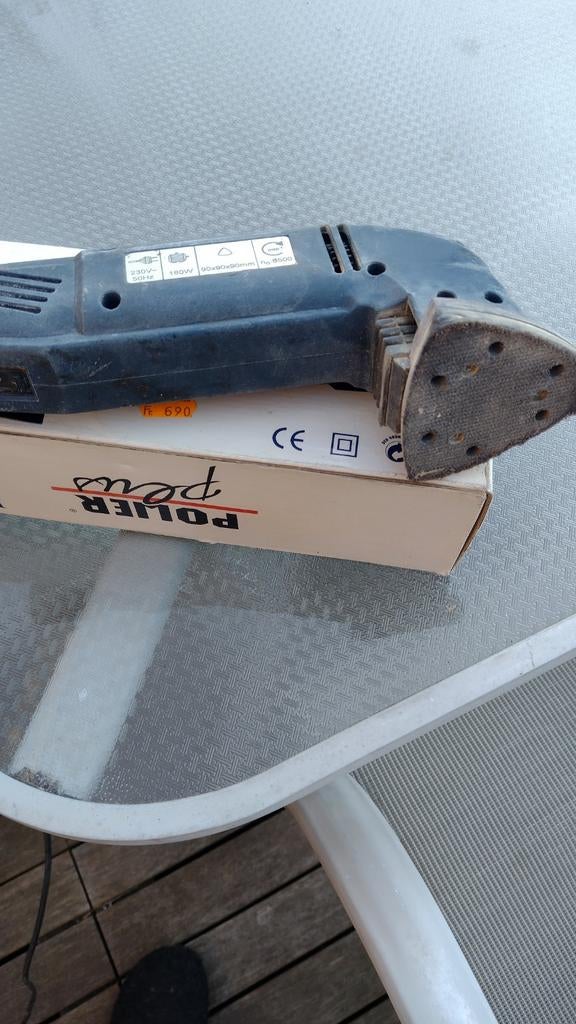 ponceuse triangulaire bleue PowerPlus, Bricolage & Construction, Outillage | Ponceuses, Enlèvement ou Envoi, Utilisé