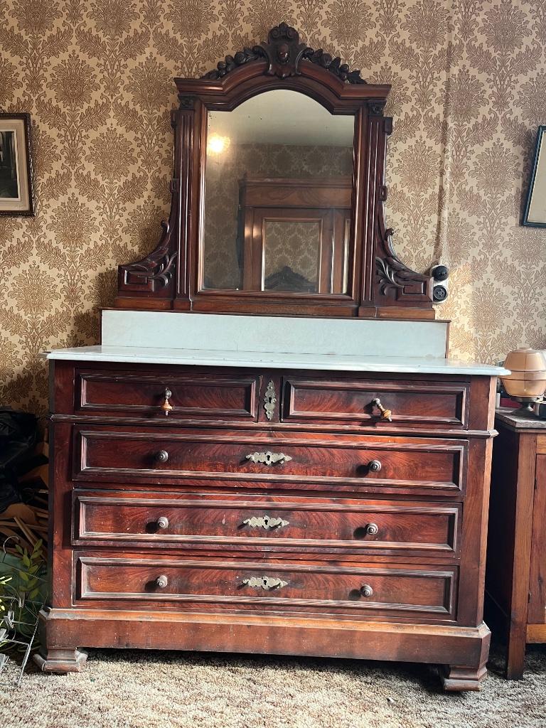 Coiffeuse comode fin XIXe, Antiquités & Art, Antiquités | Meubles | Tables, Enlèvement