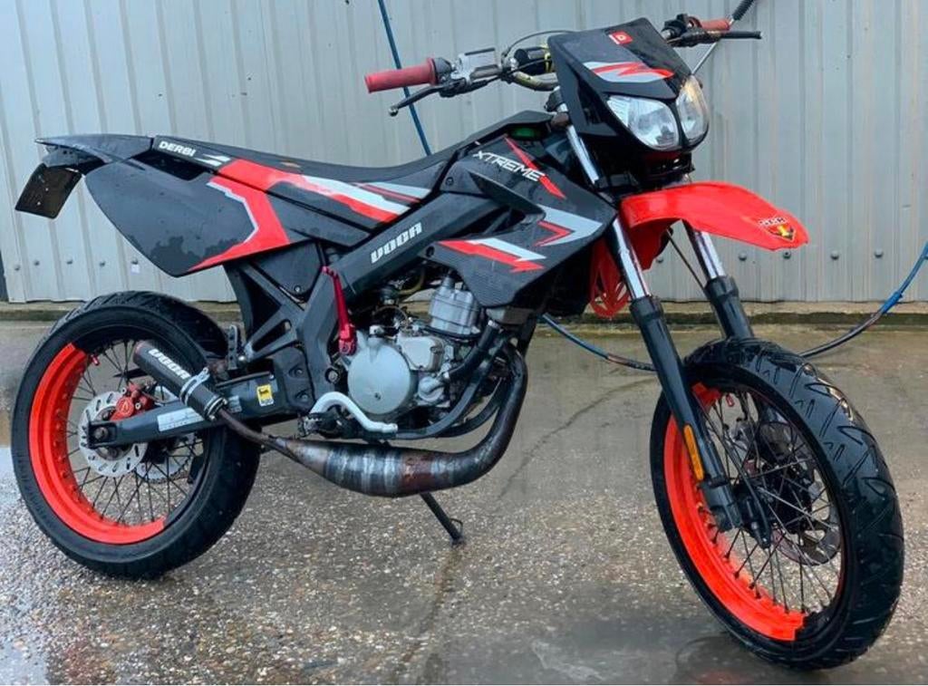 GEZOCHT: Derbi, aprillia, beta projecten, opknappers etc, Fietsen en Brommers, Brommeronderdelen | Algemeen, Frame, Ophalen of Verzenden