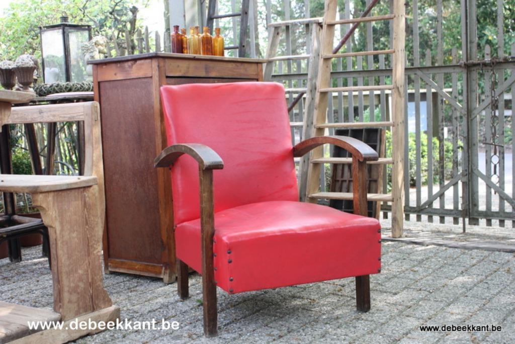 Retro vintage antieke oude rode zetel, Verzamelen, Ophalen of Verzenden