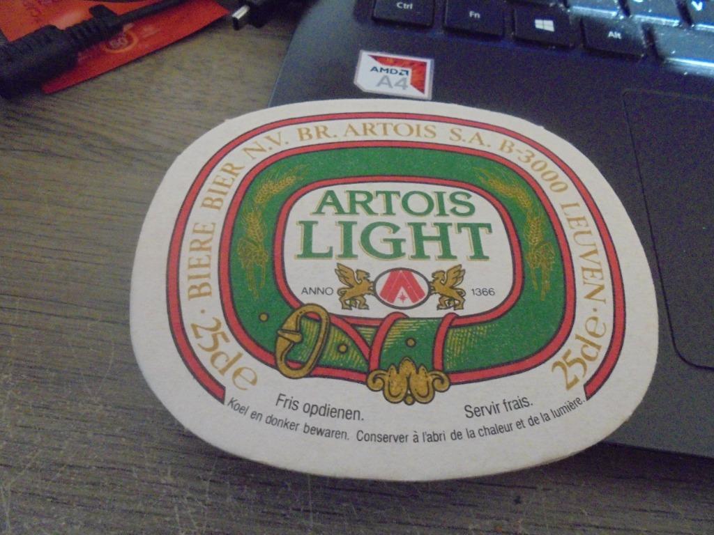 stella artois light, Verzamelen, Ophalen of Verzenden, Zo goed als nieuw, Viltje(s), Stella Artois