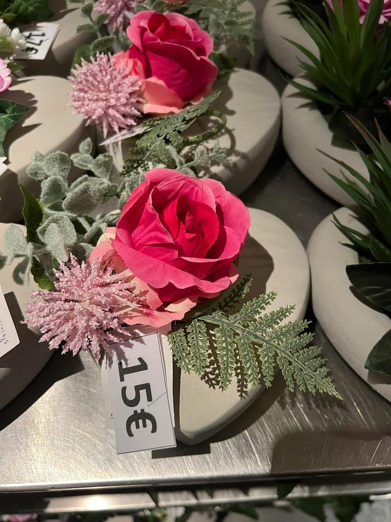 Zijden bloemstuk , hart , nieuw !, Ophalen, Nieuw, Binnen