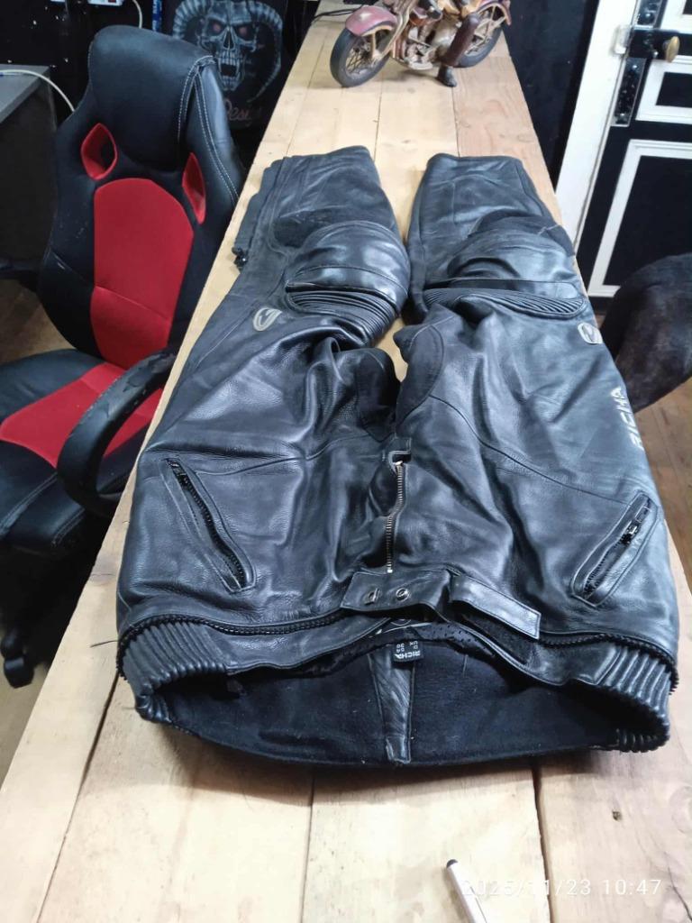 Pantalon de moto en cuir Richa en très bon état, Seconde main, Enlèvement ou Envoi, Richa, Pantalon | cuir