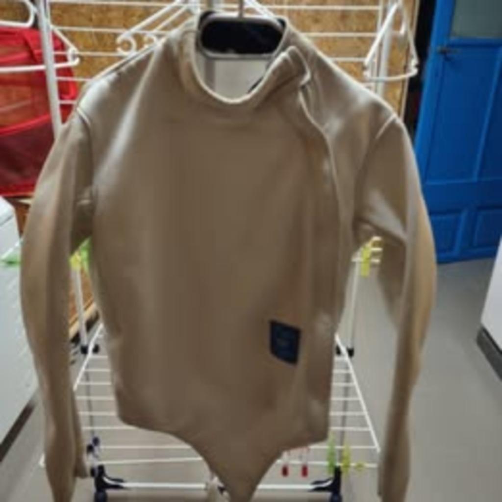 Veste escrime homme 350N, 3 armes, droitier, taille 48, Enlèvement ou Envoi, Comme neuf, Taille L, Escrime