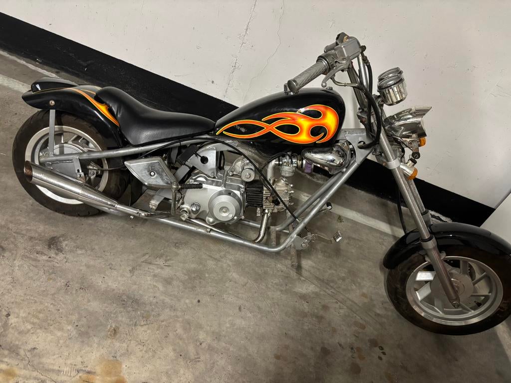 chopper  mencave of clubhuis een echte eychatcher, Vélos & Vélomoteurs, Mini Bikes, Midi Bikes & Pit Bikes, Enlèvement, Comme neuf