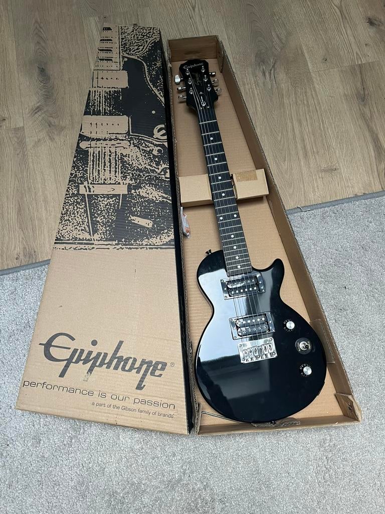 Epiphone Les Paul express (Ebony / noir brillant), Musique & Instruments, Instruments à corde | Guitares | Électriques, Enlèvement