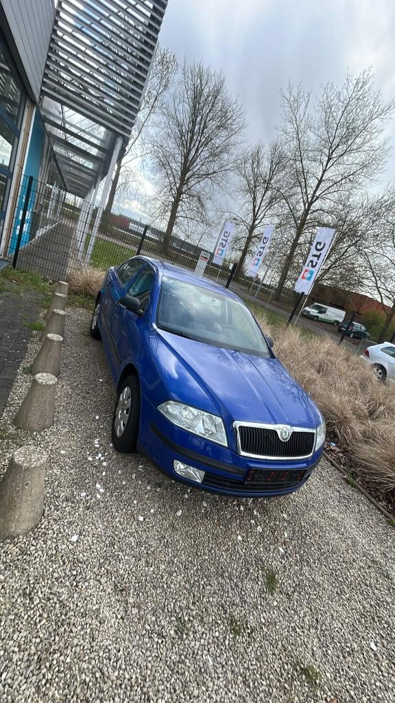 Skoda Octavia met keuring verkoop en garantie, Auto's, Skoda, Voorwielaandrijving, 4 deurs, Zwart, 4 cilinders