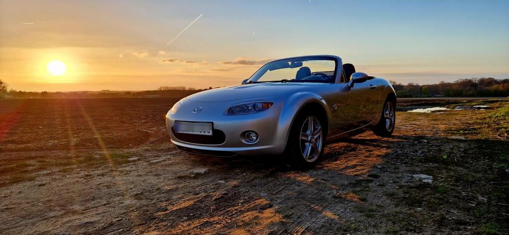Mazda MX5 1.8 16v, Autos, Cuir, Argent ou Gris, Achat, Rétroviseurs électriques
