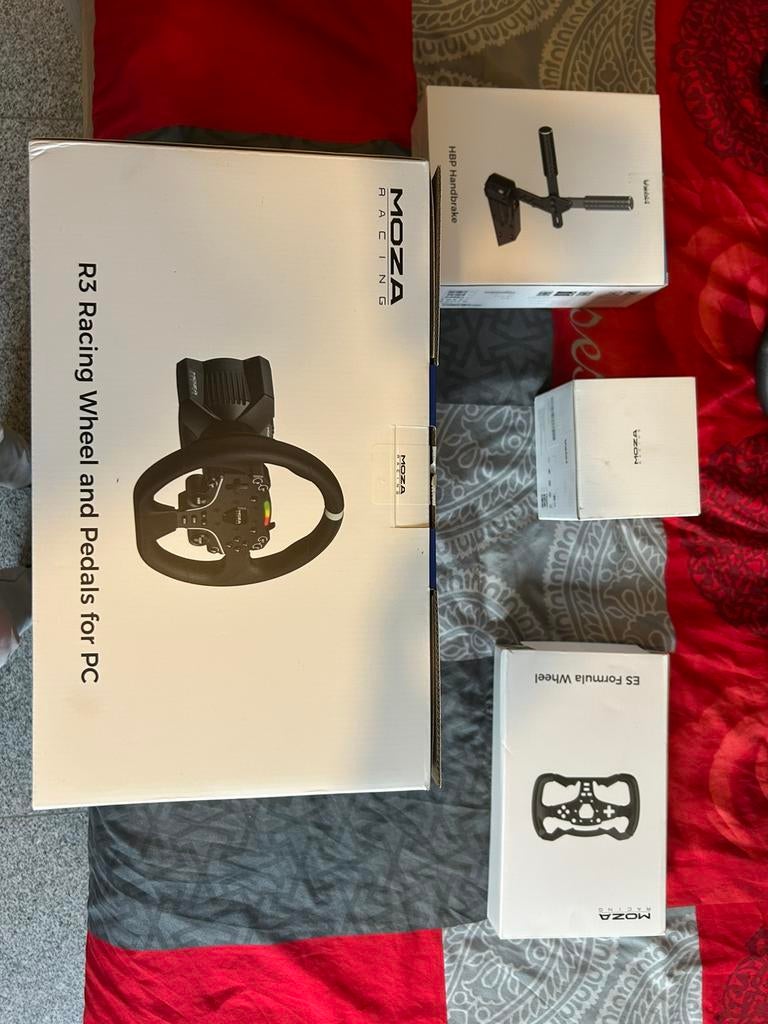 Moza R3 racing simulator setup, Ophalen, Zo goed als nieuw