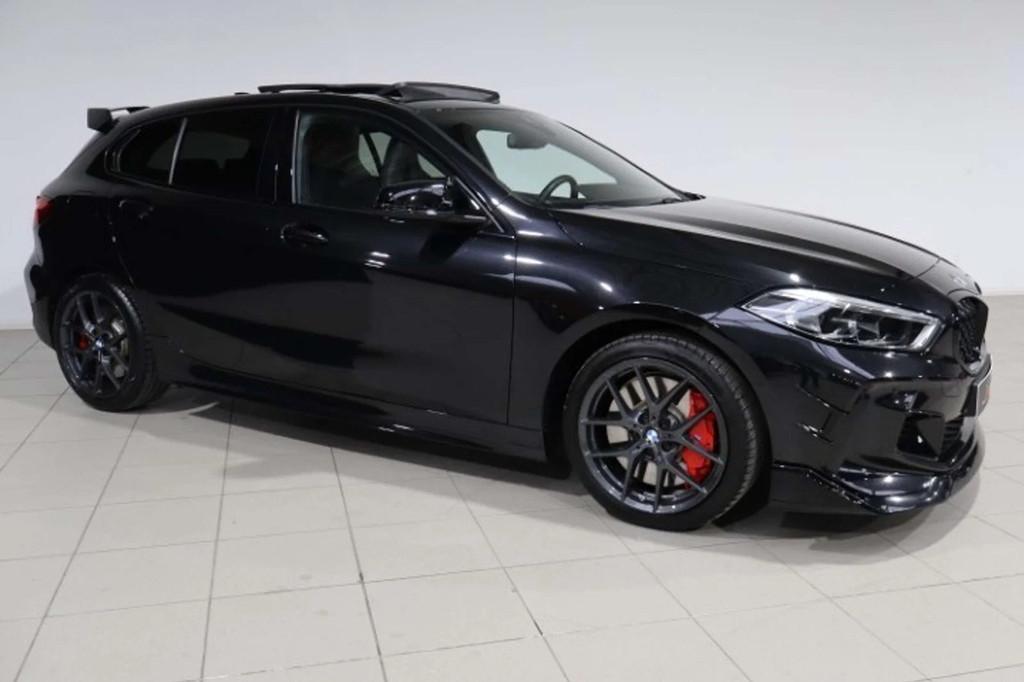 BMW 1 Serie 135 M135iXAS (bj 2024, automaat), Automaat, 1998 cc, 1 Reeks, Gebruikt