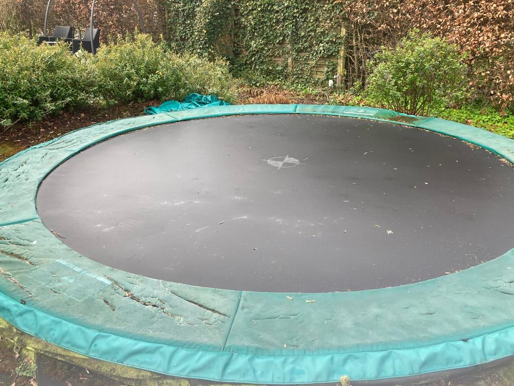 Trampoline, Enlèvement, Utilisé