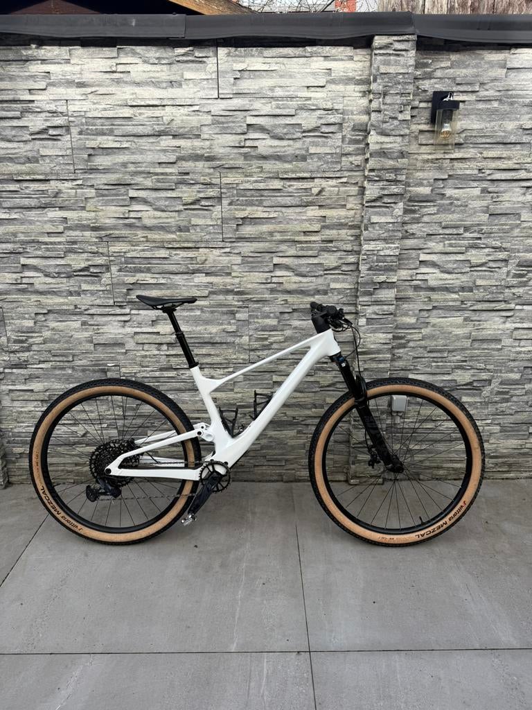 Scott spark 920 fully , full carbon , large ( als nieuw), Fietsen en Brommers, Fietsen | Mountainbikes en ATB, Fully, Ophalen of Verzenden