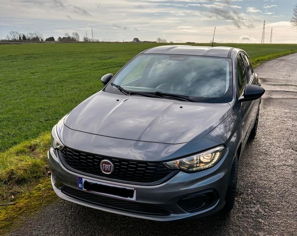 Fiat Tipo 1.4 95cv– 2019 – Excellent état, Bluetooth, Argent ou Gris, Achat, Euro 6