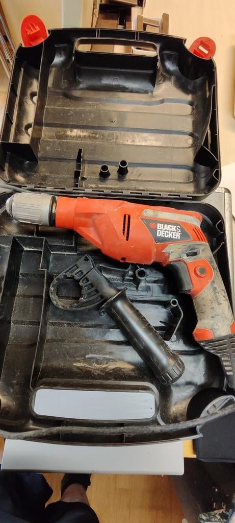 Perceuse percussion 650w Black & Decker, Bricolage & Construction, 600 watts ou plus, Mécanisme de percussion, Enlèvement, Utilisé