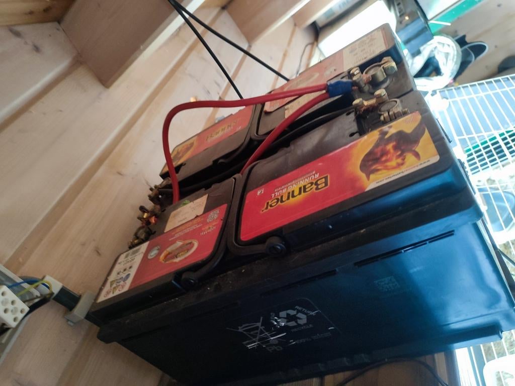 2 vrachtwagen batterijen, Auto-onderdelen, Ophalen