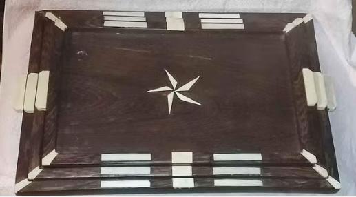 Série de 3 plat en ébène et incrustation, Antiquités & Art, Enlèvement ou Envoi