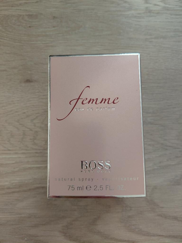 Parfum Hugo boss femme, Enlèvement, Neuf, Bouteille de parfum, Plein