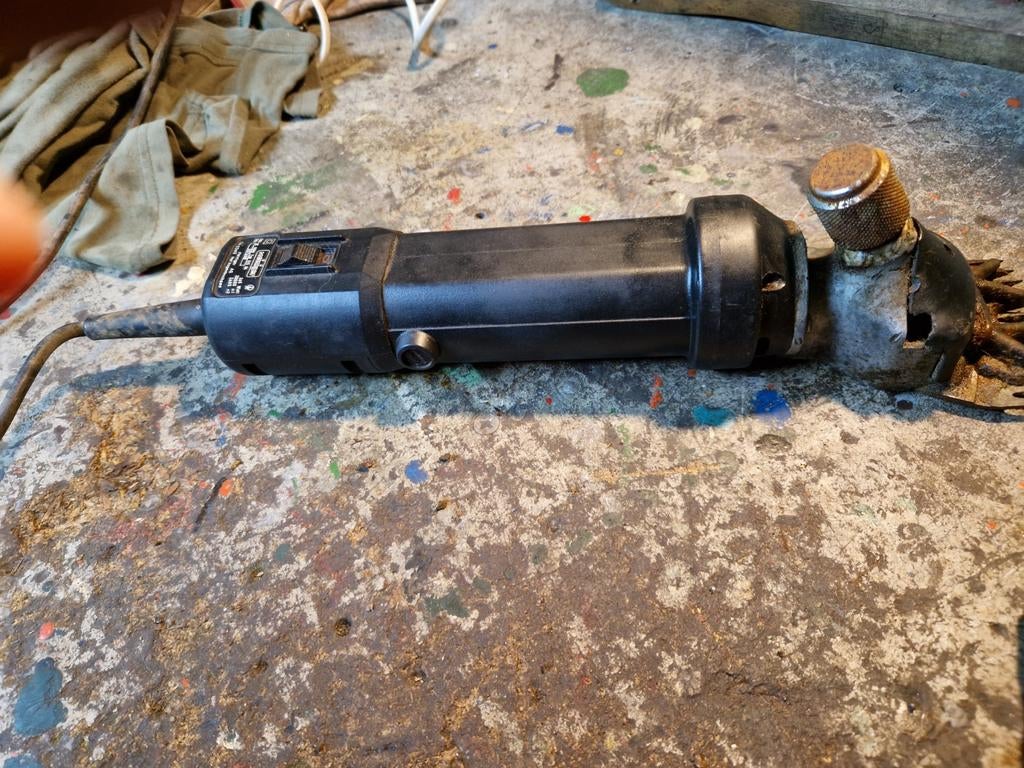 Tondeuse  pour  moutonu