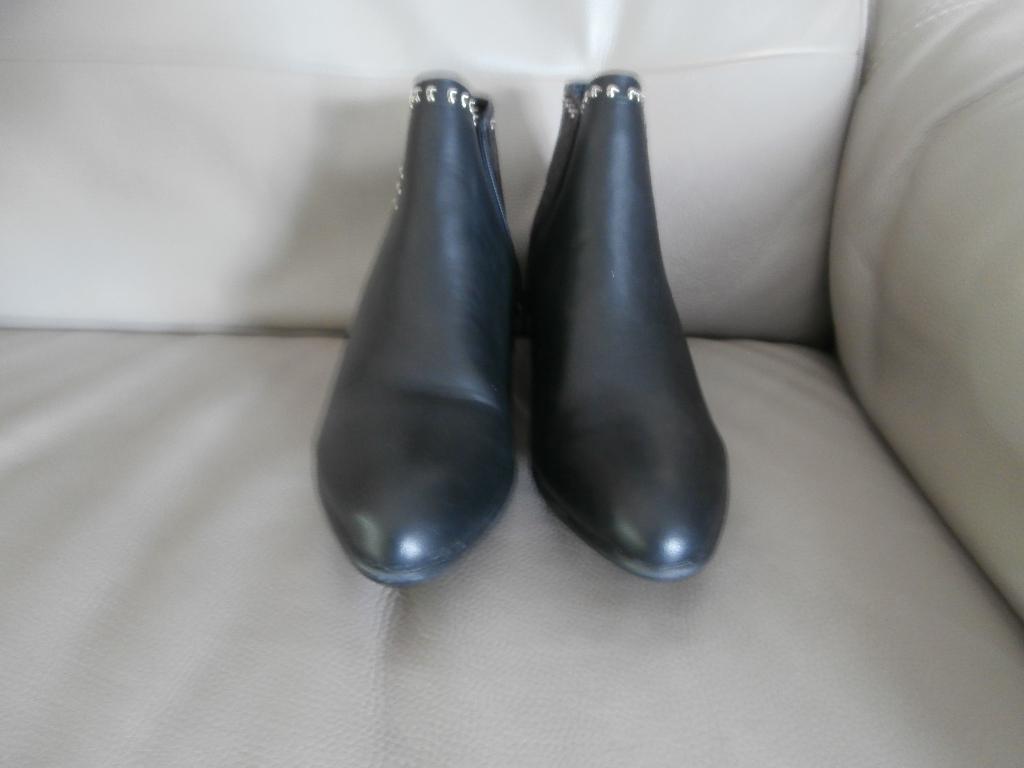 Bottillons neuf pointure 41, Vêtements | Femmes, Chaussures, Neuf, Noir, Enlèvement ou Envoi