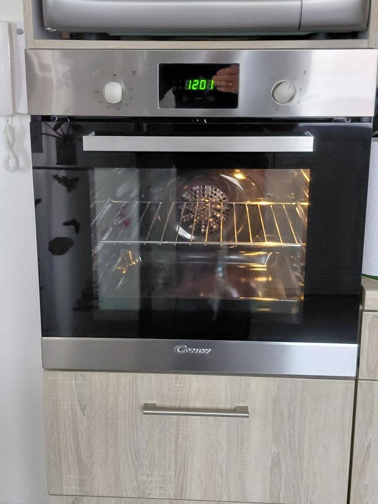 Four encastrable de la marque CANDY, Encastré, Enlèvement, 45 à 60 cm, Four