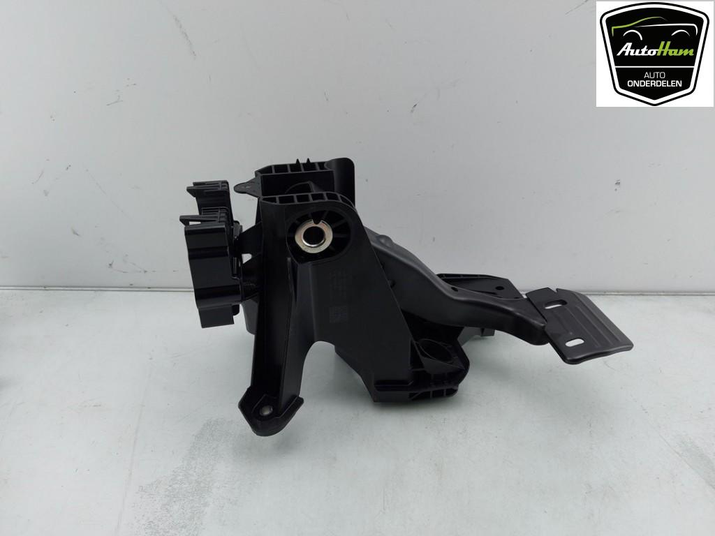 REMPEDAAL Volkswagen Arteon (3HAB) (01-2017/07-2020), Gebruikt, Volkswagen