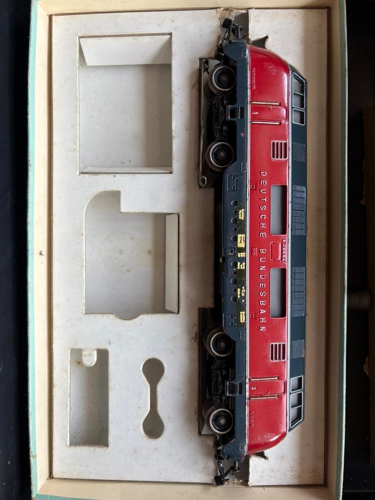 Marklin diesel locomotief 3921, Hobby & Loisirs créatifs, Enlèvement, Locomotive