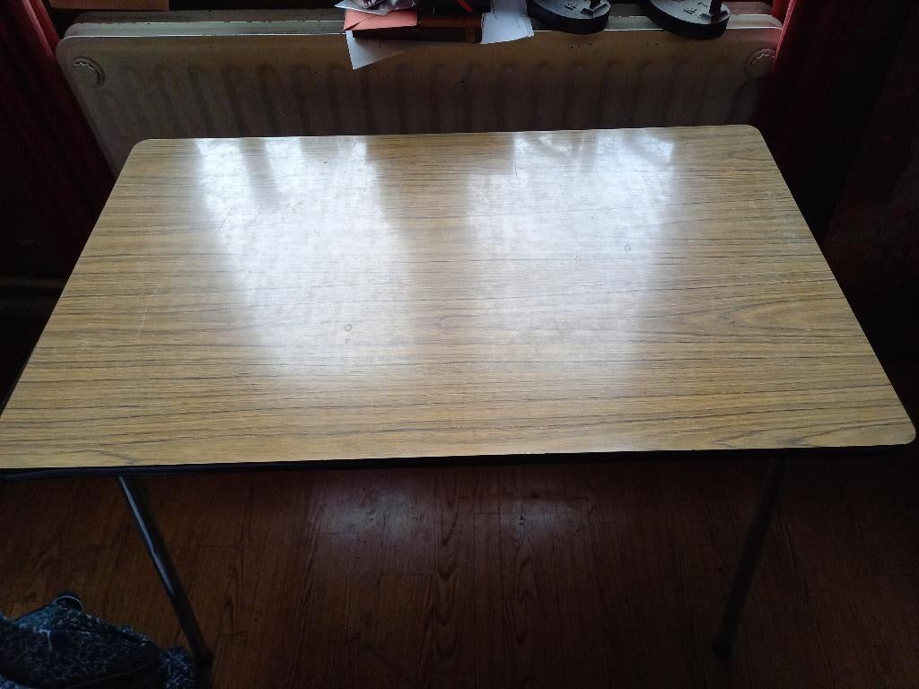 Table en formica, Ophalen, Gebruikt, 50 tot 100 cm, 50 tot 100 cm