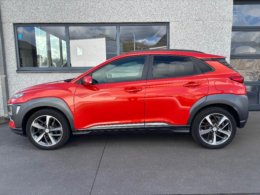 Kona 1.0 T-GDi Sky LEDER NAVI KRELL HUD CAM, Auto's, Hyundai, Overige kleuren, 1298 kg, 127 g/km, Leder