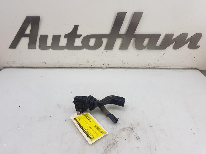 COMMUTATEUR CLIGNOTANT Opel Zafira (F75) (01-1998/07-2005), Utilisé, Opel