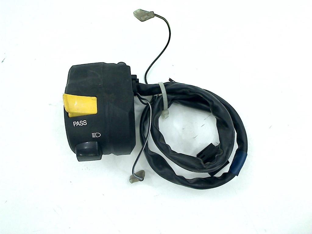 COMMUTATEUR GAUCHE Suzuki GSX 650 F 2008-2012 (GSX650F CJ1), Motos, Dhr. S. di Majo, Utilisé, Info@cama-motorparts.nl, P.J. Troelstraweg 8 8
3144 CX  MAASSLUIS, NL