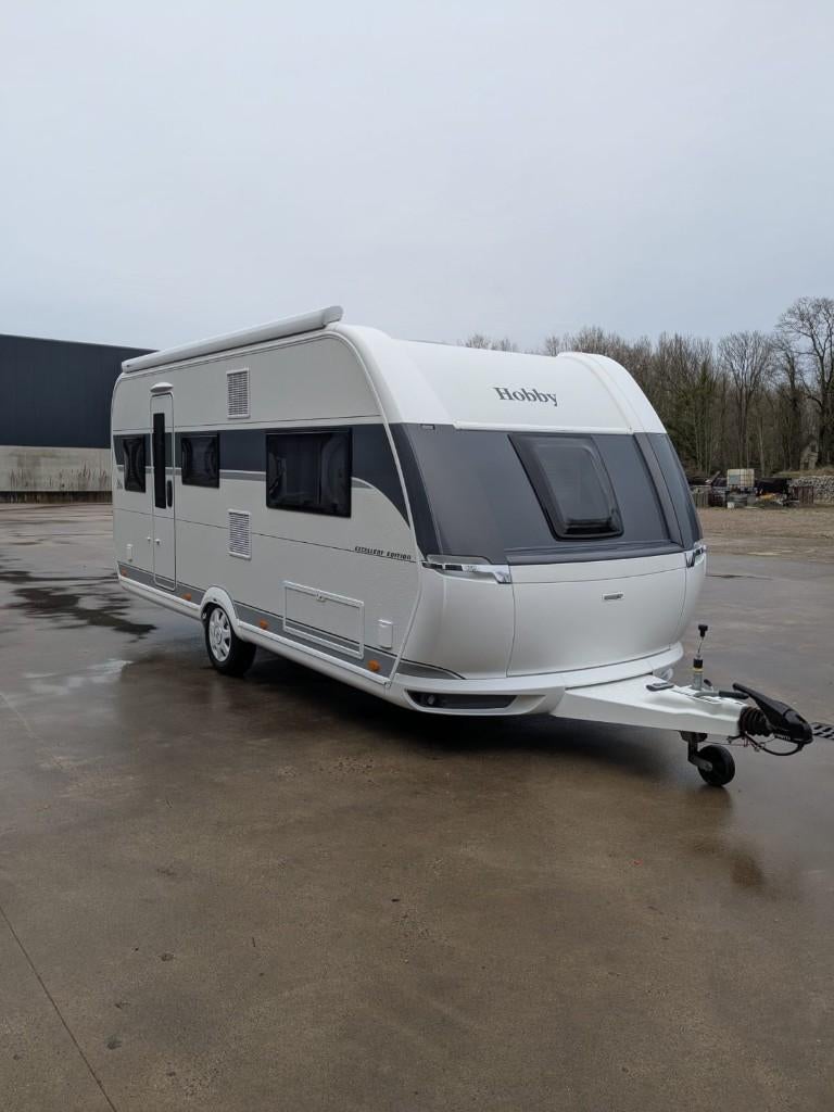 Hobby Excellent Edition 495 UL * Full option * Nieuwstaat, Caravans en Kamperen, Caravans, Omvormbare zithoek, Schokbreker, Rondzit