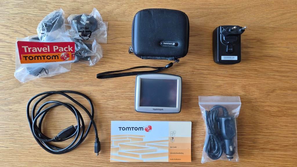 TomTom One N14644 + Travel Pack, Ophalen of Verzenden