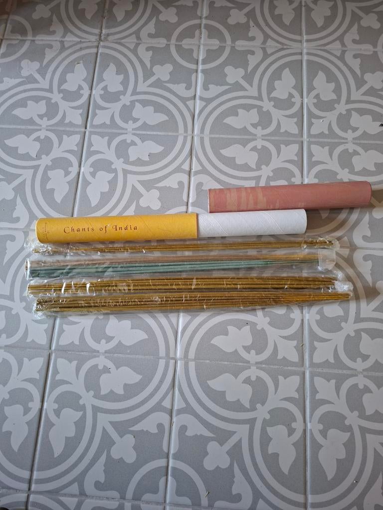 Wierook stokken, Ophalen