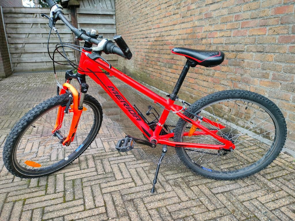 Kinder MTB Merida MATTS J24 Signal red (oranje) 16 speed, Fietsen en Brommers, Fietsen | Mountainbikes en ATB, Gebruikt, Hardtail