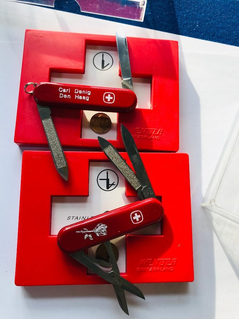 2x Wenger V.I.P. an outsider only 75mm With COIN en ROSE, Caravans en Kamperen, Kampeergereedschap, Verzenden, Nieuw