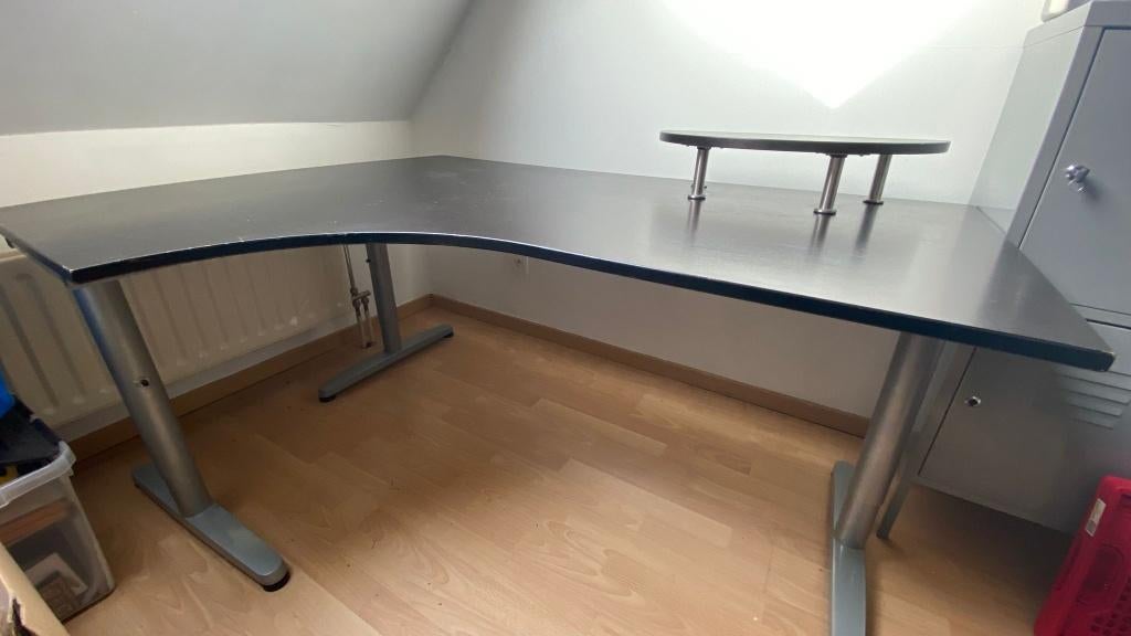 Ikea Galant hoekbureau met verhoging, Huis en Inrichting, Bureaus, Ophalen, Gebruikt