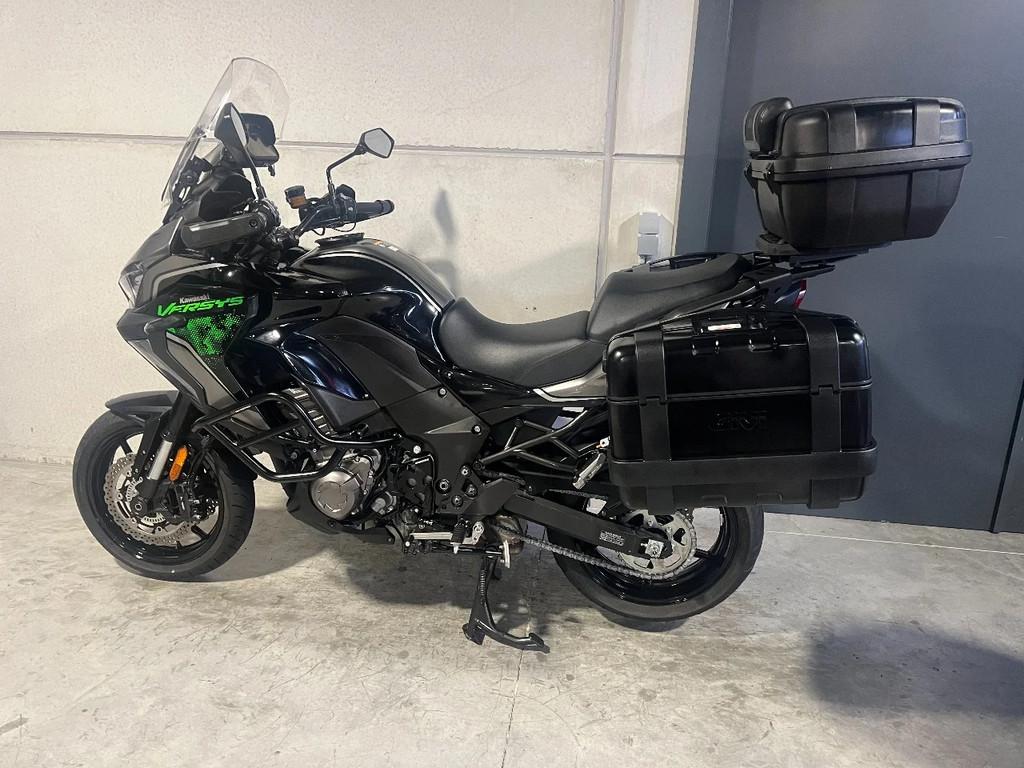 Kawasaki Versys 1000 S met givi TRK kofferset (bj 2022) - foto 3