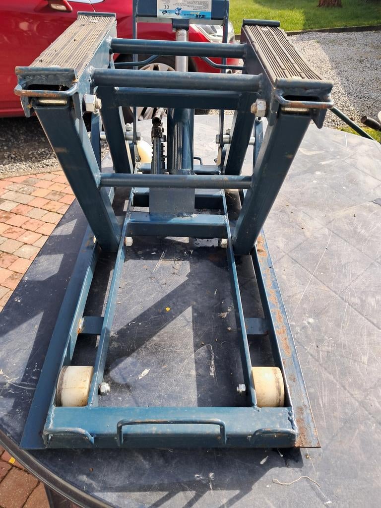 Cric de levage moto, Ophalen