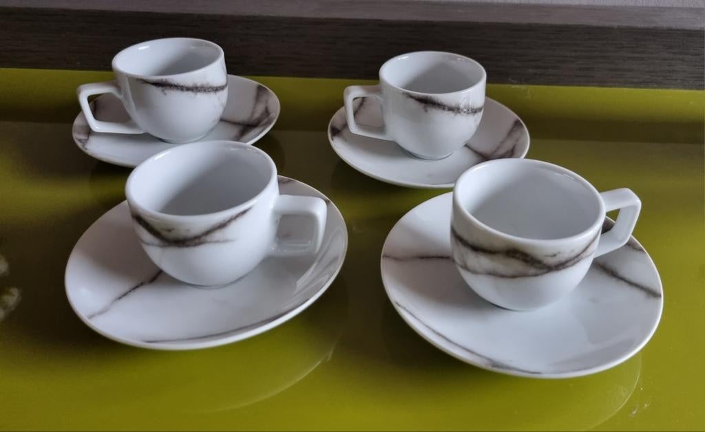 Espressotassen en bordjes salt & pepper marble, Antiek en Kunst, Antiek | Servies compleet, Ophalen