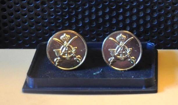 boutons de manchette du 4ème régiment de Chasseurs cheval., Collections, Objets militaires | Général, Armée de terre, Enlèvement ou Envoi