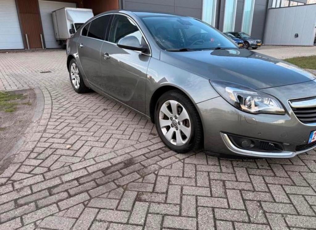 Opel insignia  1.6 CDTI   2017   136PK, Auto's, Opel, 4 cilinders, 1600 cc, Leder, 5 deurs