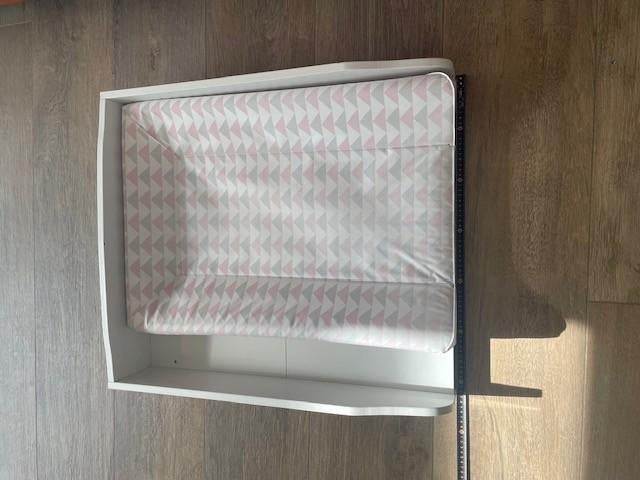 table/plan/plateau à langer, Enfants & Bébés, Chambre d'enfant | Commodes & Armoires, Comme neuf, Moins de 75 cm, Enlèvement