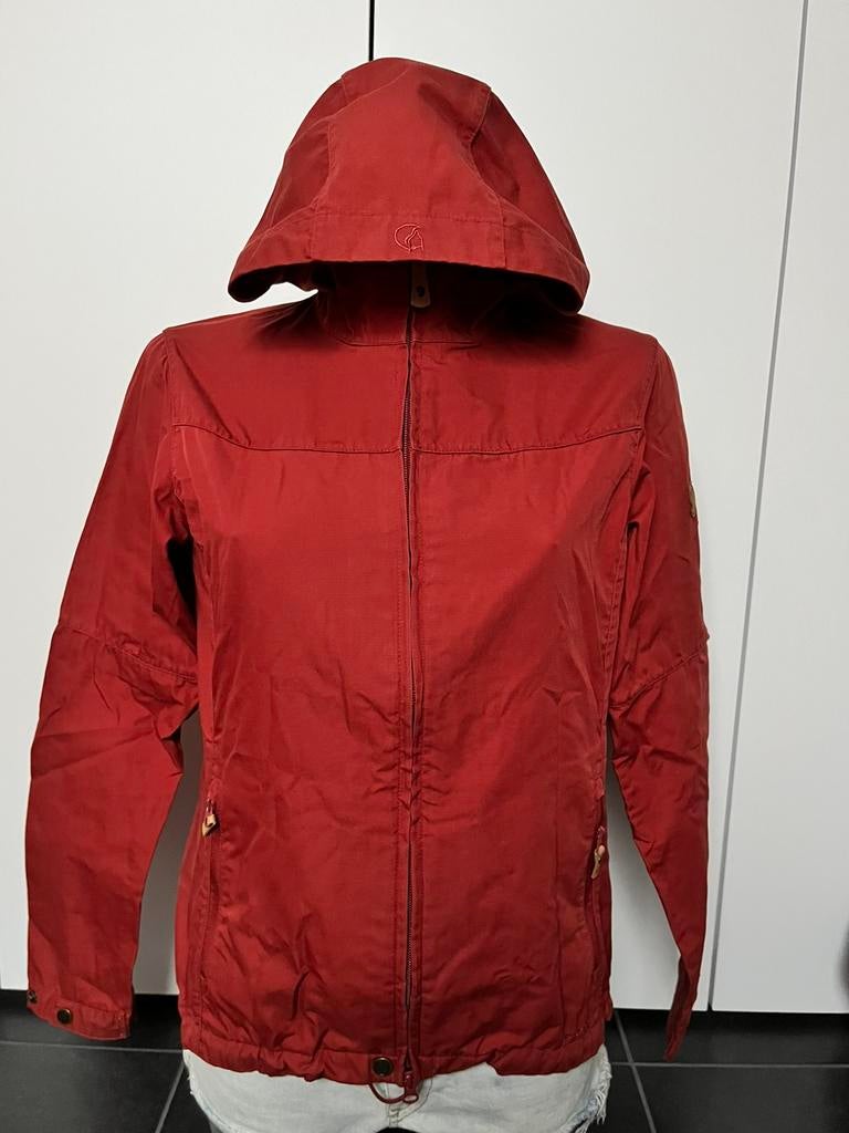Fjällräven jas small, Ophalen, Zo goed als nieuw