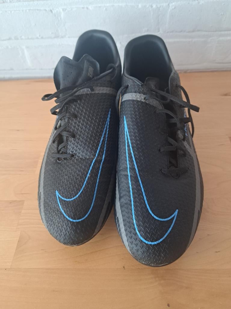 Nike phantom zwart voetbalschoenen maat 46 gemengde studs, Ophalen of Verzenden